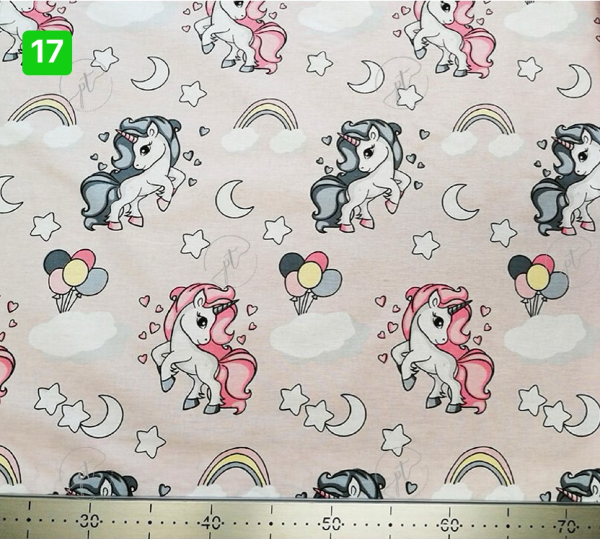 Rózsaszín unikornis